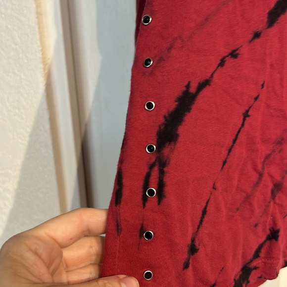 Affliction Ladies VNeck Long Sleeve - Picture 4 of 9